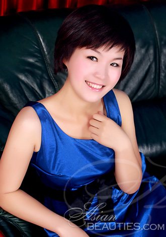 Thousands of beauties: real Asian girl Mingming